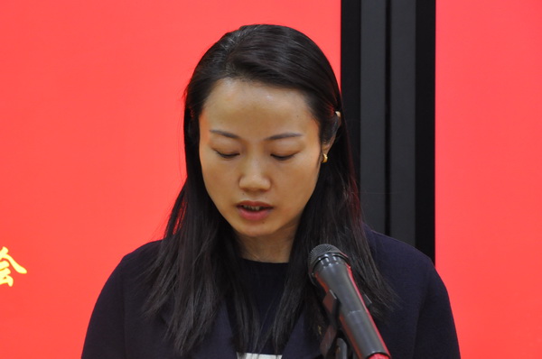 d0b80e932ba54ba0a9b9f3ac7d3fcc83.jpg 2.jpg