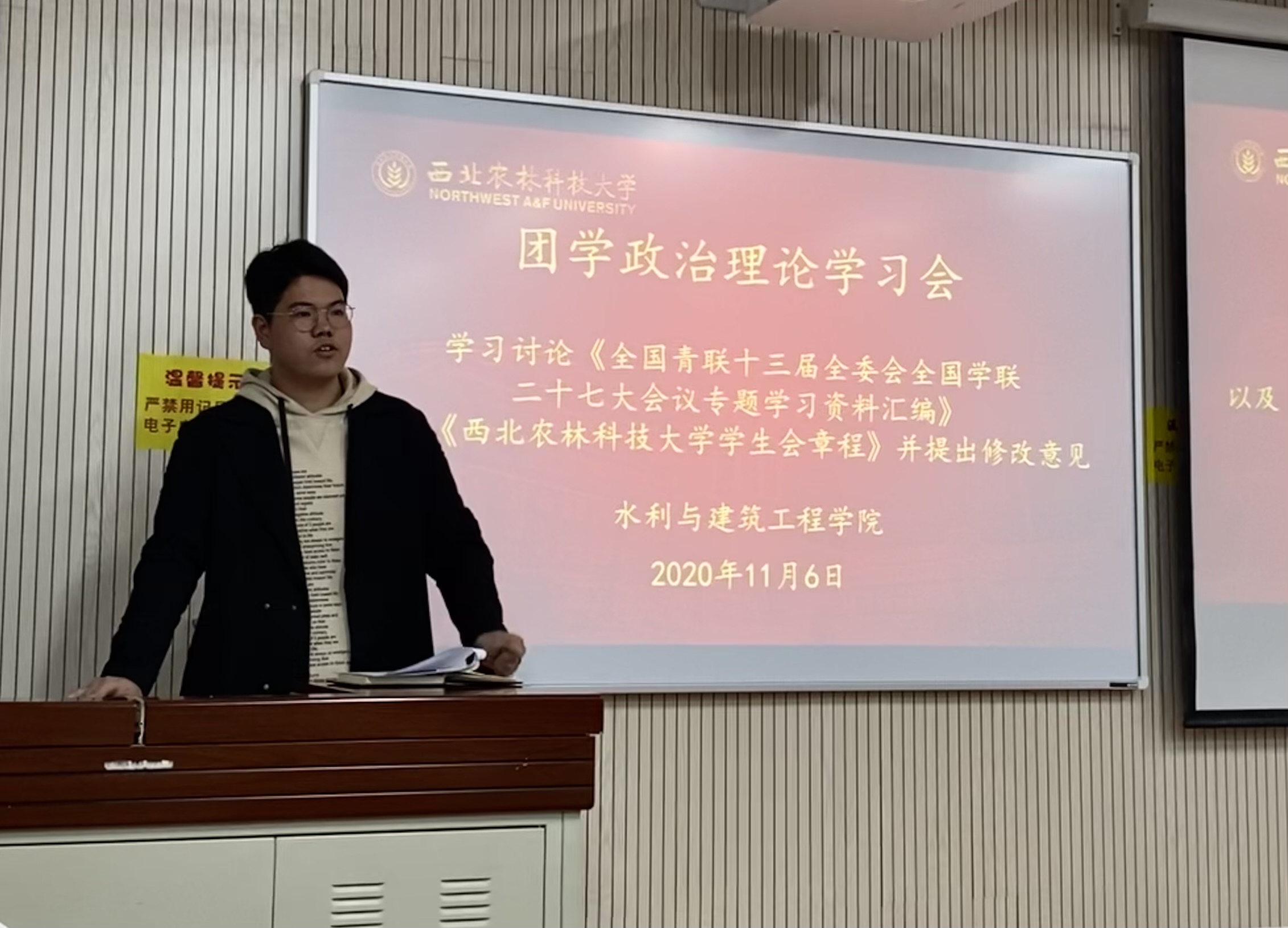 36fb6b6ee23544d3a73334d3d371f4ed.jpg 36fb6b6ee23544d3a73334d3d371f4ed.jpg