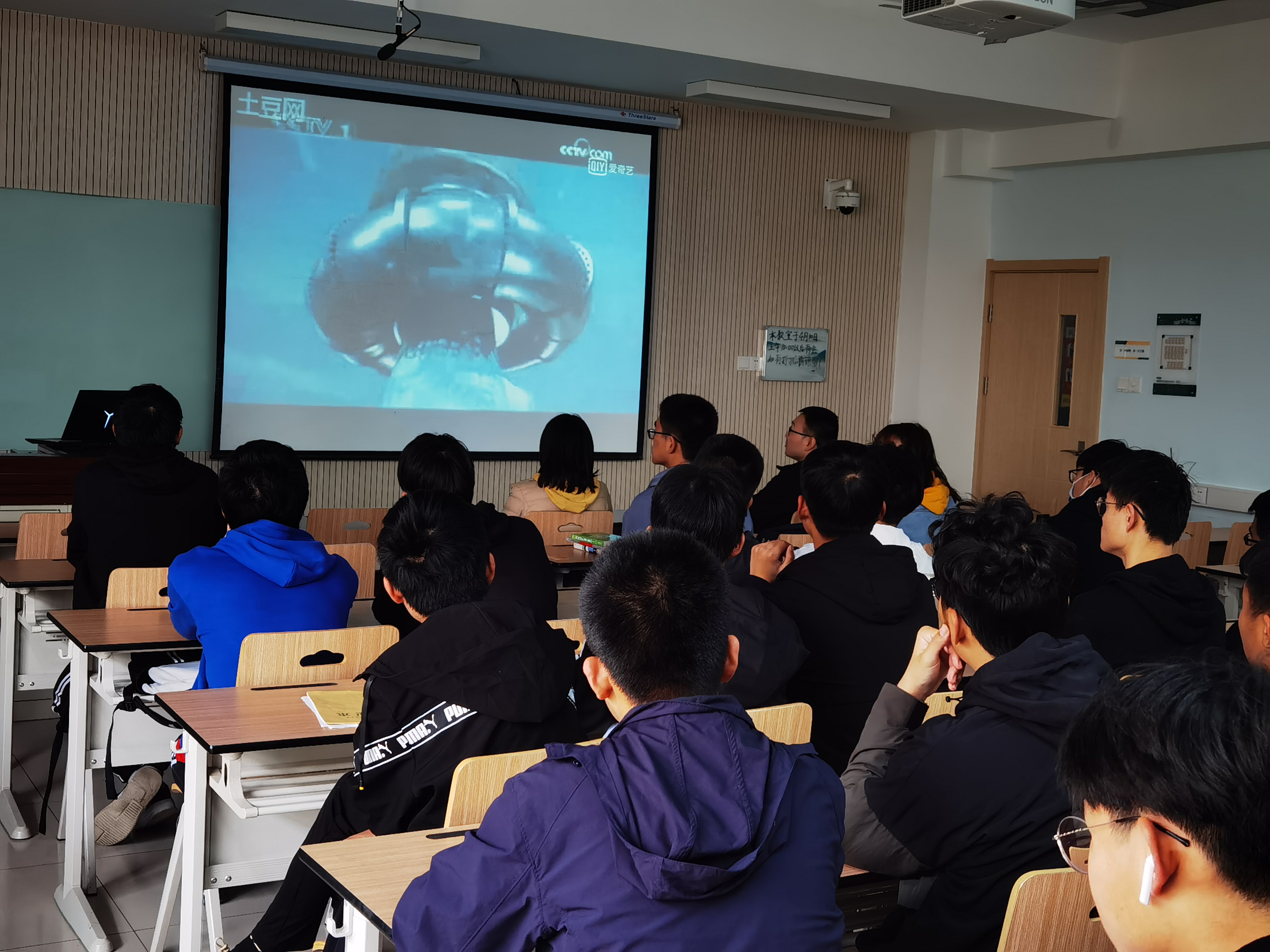 2f5620bb05fc473788b01ecf8fcc00e8.jpg 2f5620bb05fc473788b01ecf8fcc00e8.jpg